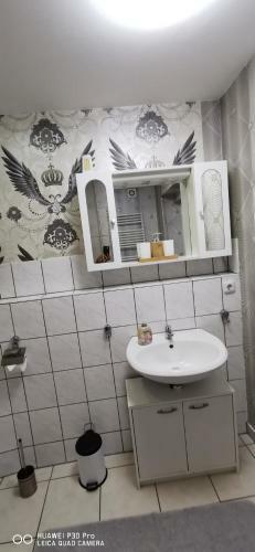 Apartamento Monteurwohnung Kr�ger Bitterfeld-wolfen