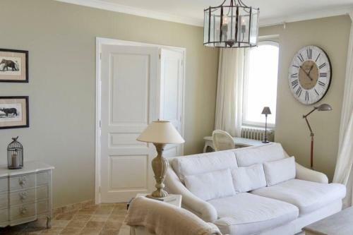 Apartamento Bord De Mer - Ac, Wifi, Chic, Balcony, Sea View