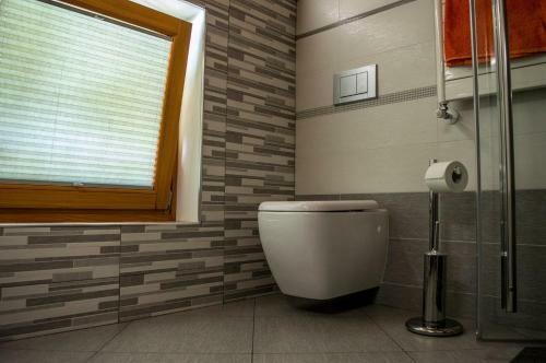 B&B Valtil�