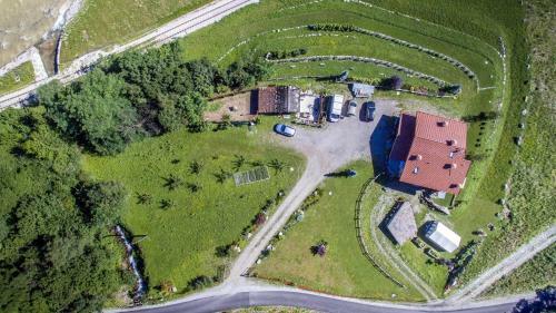 B&B Valtil�