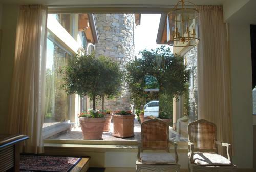 Villa Green Hill Property