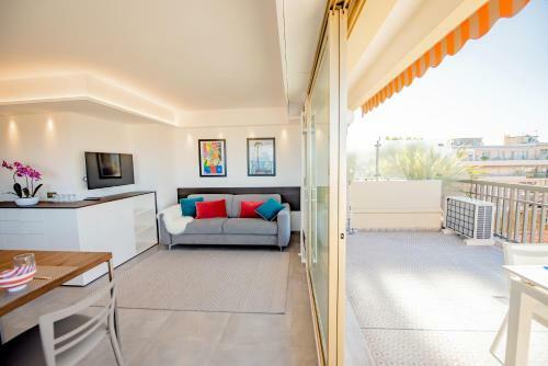 Apartamento High Standing With Incredible Old Antibes And Sea Views
