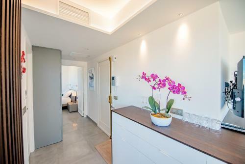 Apartamento High Standing With Incredible Old Antibes And Sea Views