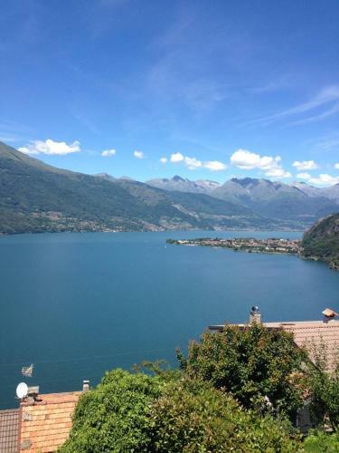 Magic Lake View With Beautiful Pool Area (camelia)