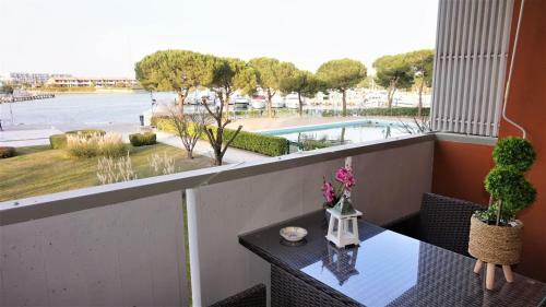 Apartamento Aprilia Residence