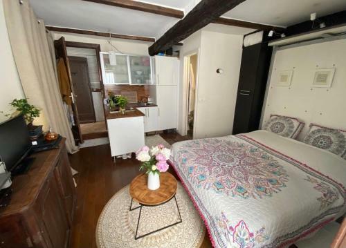 Apartamento Studio Au C?ur Du Vieil Antibes
