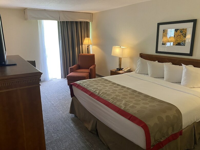 Mcm Elegante Hotel