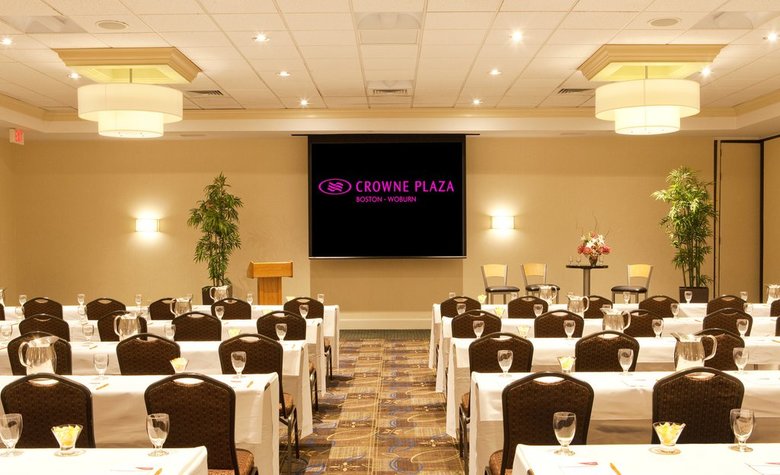 Hotel Holiday Inn Select Woburn