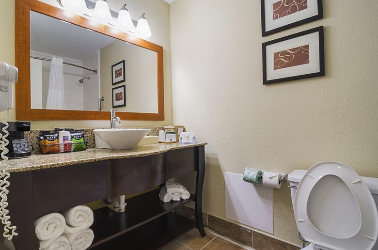Hotel Comfort Inn University