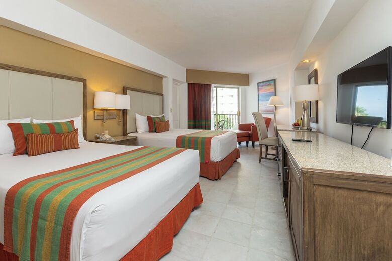 Hotel Tesoro Ixtapa All Inclusive