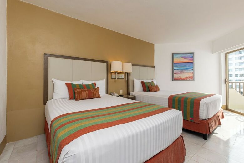 Hotel Tesoro Ixtapa All Inclusive