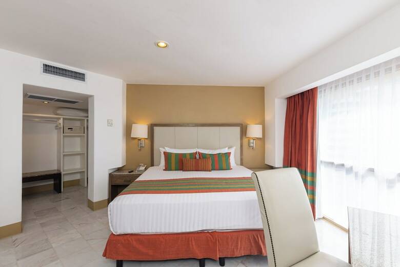 Hotel Tesoro Ixtapa All Inclusive