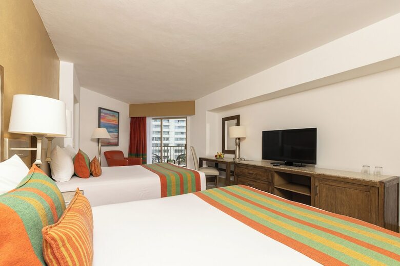 Hotel Tesoro Ixtapa All Inclusive