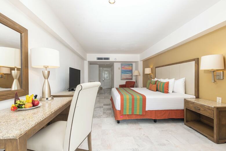 Hotel Tesoro Ixtapa All Inclusive