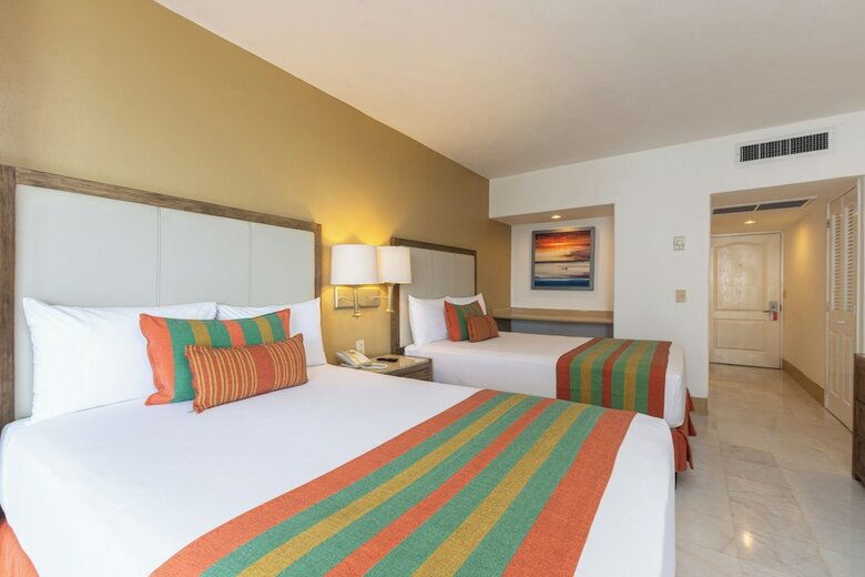 Hotel Tesoro Ixtapa All Inclusive