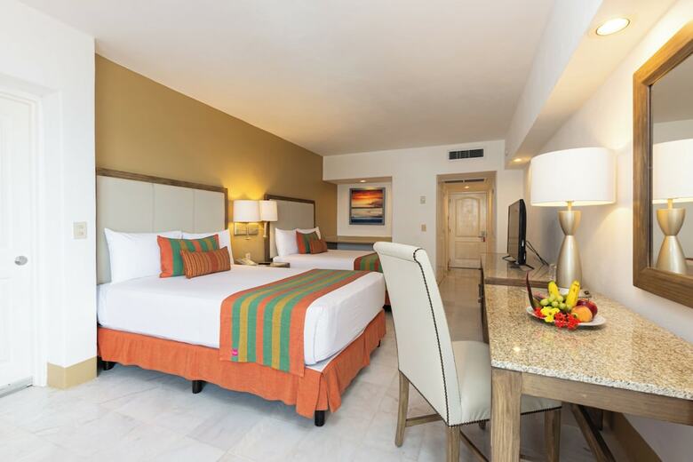 Hotel Tesoro Ixtapa All Inclusive