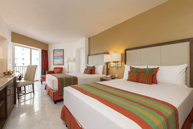 Hotel Tesoro Ixtapa All Inclusive