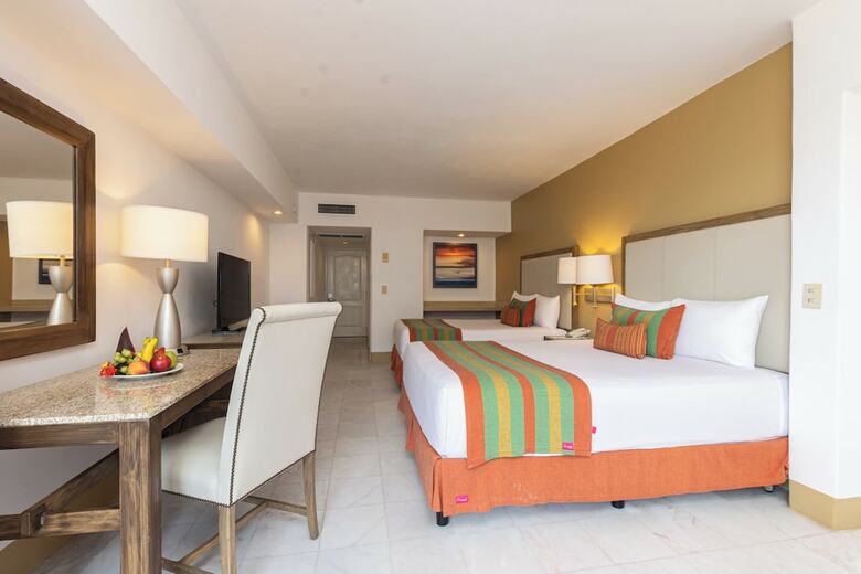 Hotel Tesoro Ixtapa All Inclusive