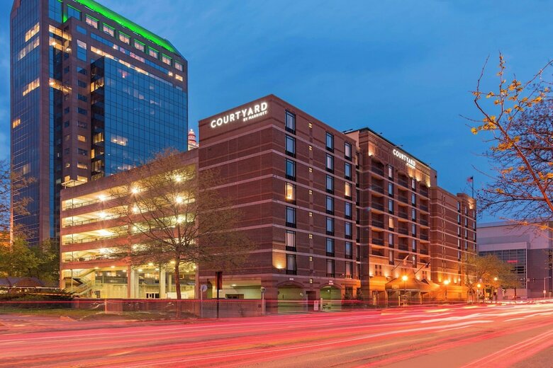 Hotel Courtyard Louisville Downtown