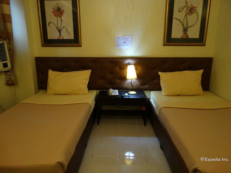 Silver Oaks Suites & Hotel