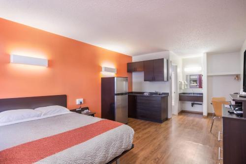 Motel Traveller's Inn Camrose