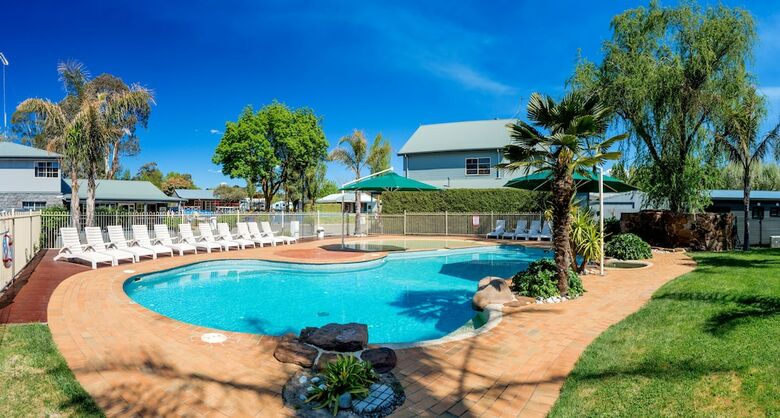 Big4 Nrma Ballarat Holiday Park