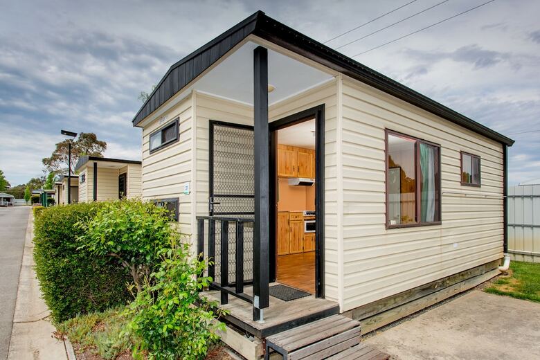 Big4 Nrma Ballarat Holiday Park