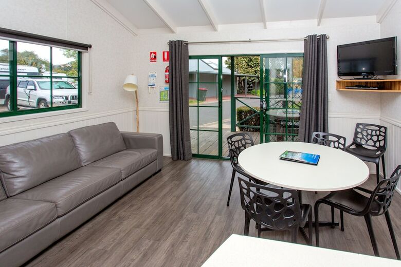 Big4 Nrma Ballarat Holiday Park