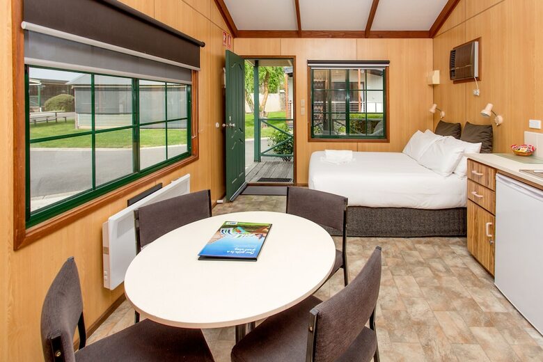 Big4 Nrma Ballarat Holiday Park