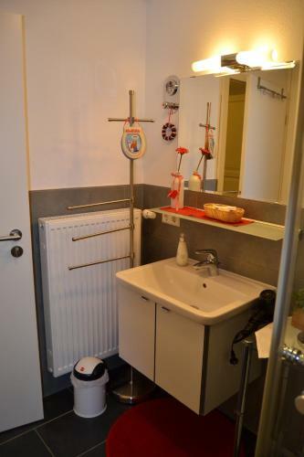 Apartamentos Fewo-burgund