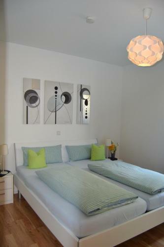 Apartamentos Fewo-burgund