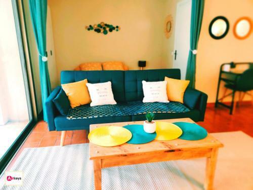 Apartamento Grand Studio Azur Avec Terrasse - Vieil Antibes