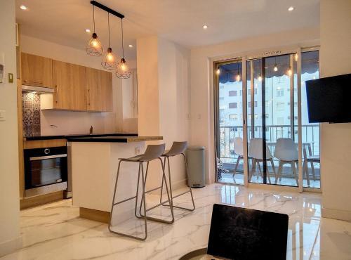 Apartamento Grand Studio 4****