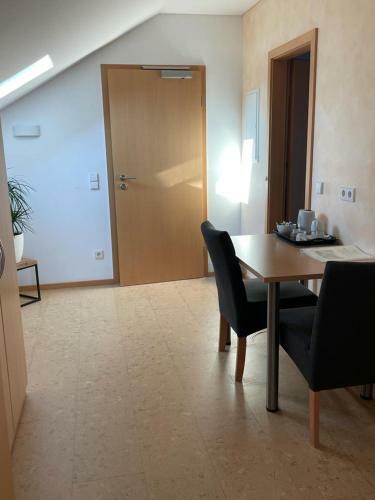 Hostal G�stehaus Am F�rstweg Volker Kuhn Juniorsuite & Studio