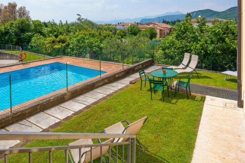 Apartamento Appartamento Alice Pool
