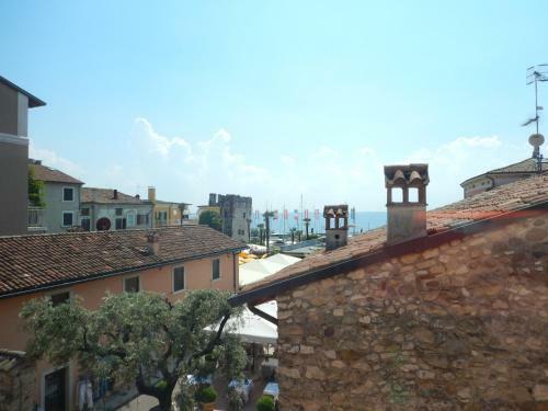 Center & Panorama Apartment