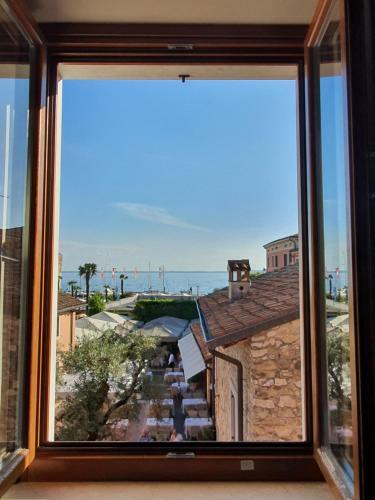 Center & Panorama Apartment