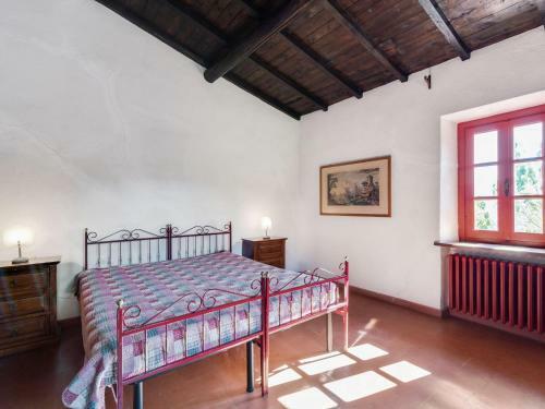 Magnificent Holiday Home In Poppi With Swimming Pool