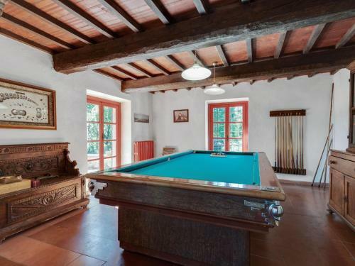 Magnificent Holiday Home In Poppi With Swimming Pool
