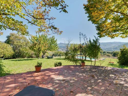 Magnificent Holiday Home In Poppi With Swimming Pool
