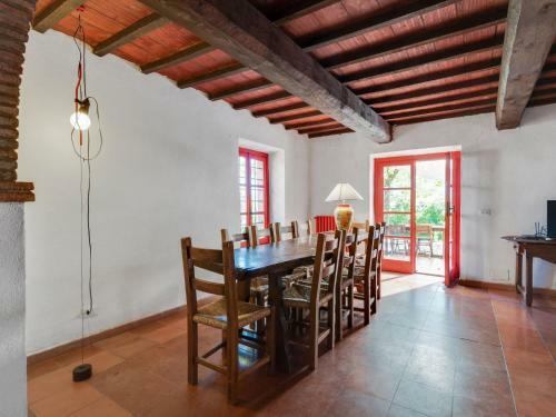 Magnificent Holiday Home In Poppi With Swimming Pool