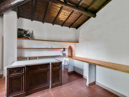 Magnificent Holiday Home In Poppi With Swimming Pool