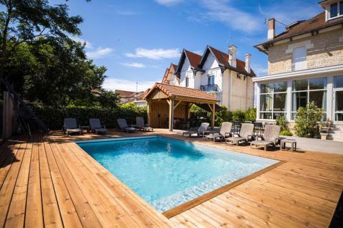 Hostal Private Villa Le Kervan