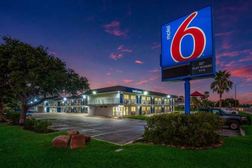 Motel 6 College Station - Bryan