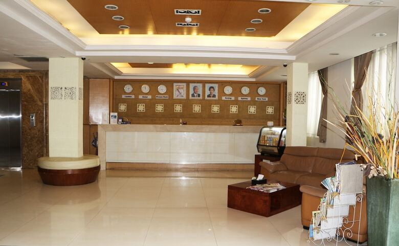 Queen Boutique Hotel