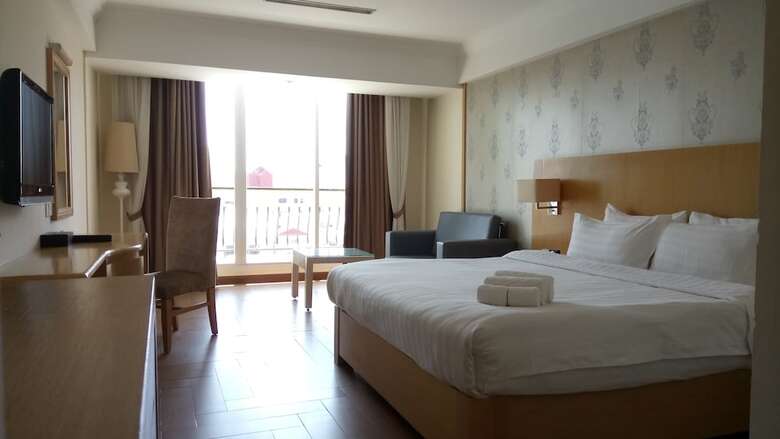 Queen Boutique Hotel