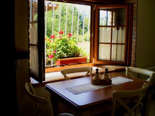 Apartamentos Huerta Car�a I Y II