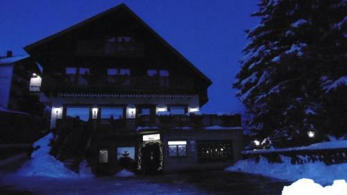 Hostal Pension G�bel