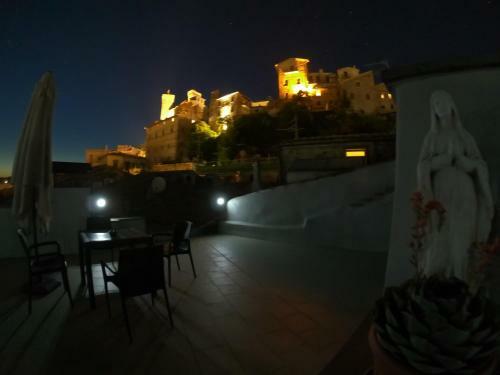 Hostal Pensione Italia