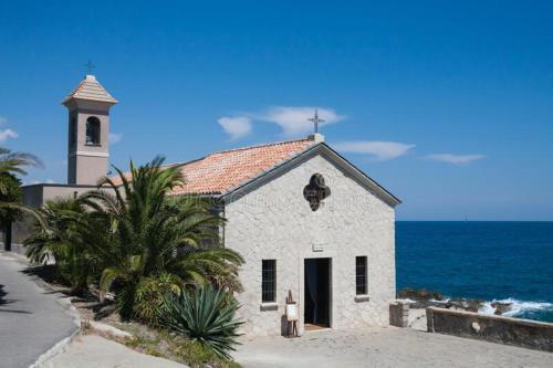Apartamento Casa Elena Bordighera, A Due Passi Dal Mare Per 4 Persone